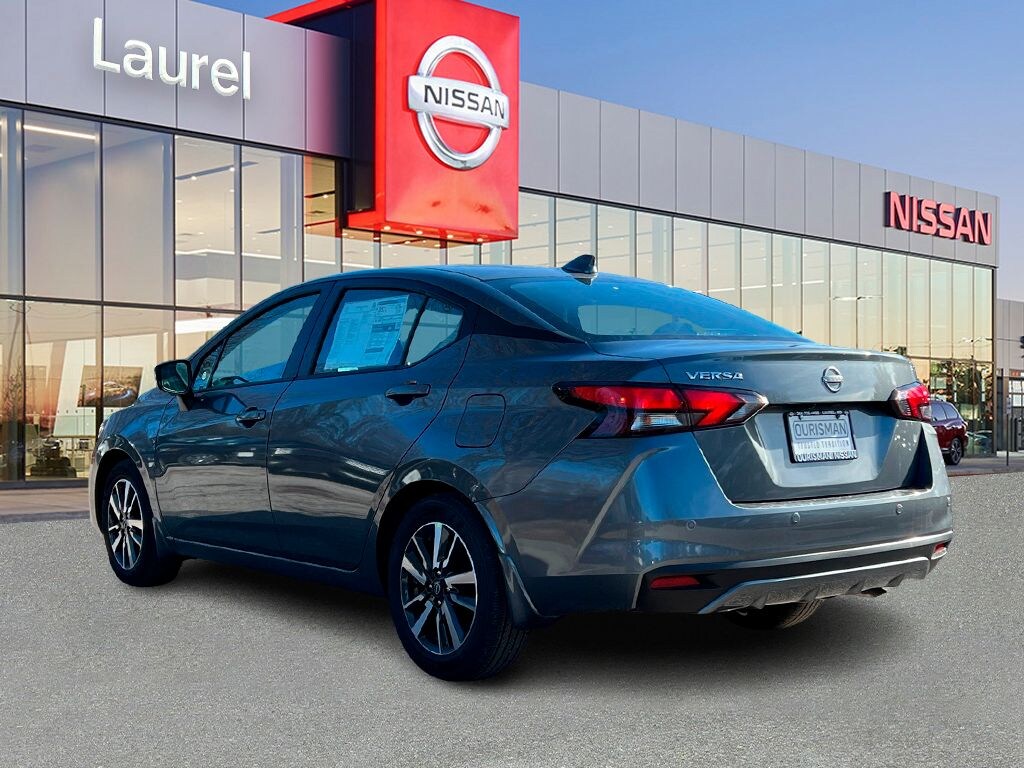 New 2025 Nissan Versa 1.6 SV Sedan