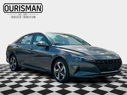 2023 Hyundai Elantra SEL Sedan