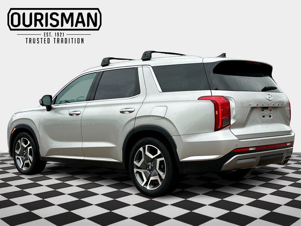 2023 Hyundai Palisade Limited photo 3