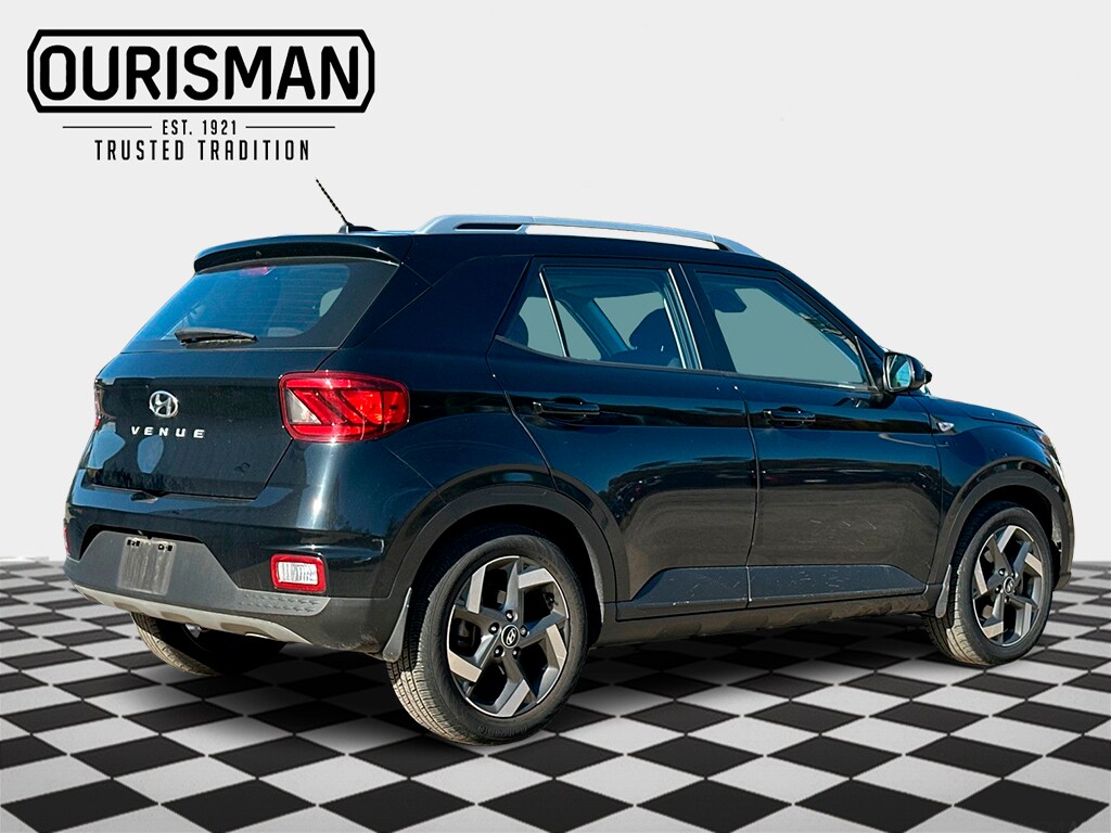Used 2023 Hyundai Venue SEL SUV