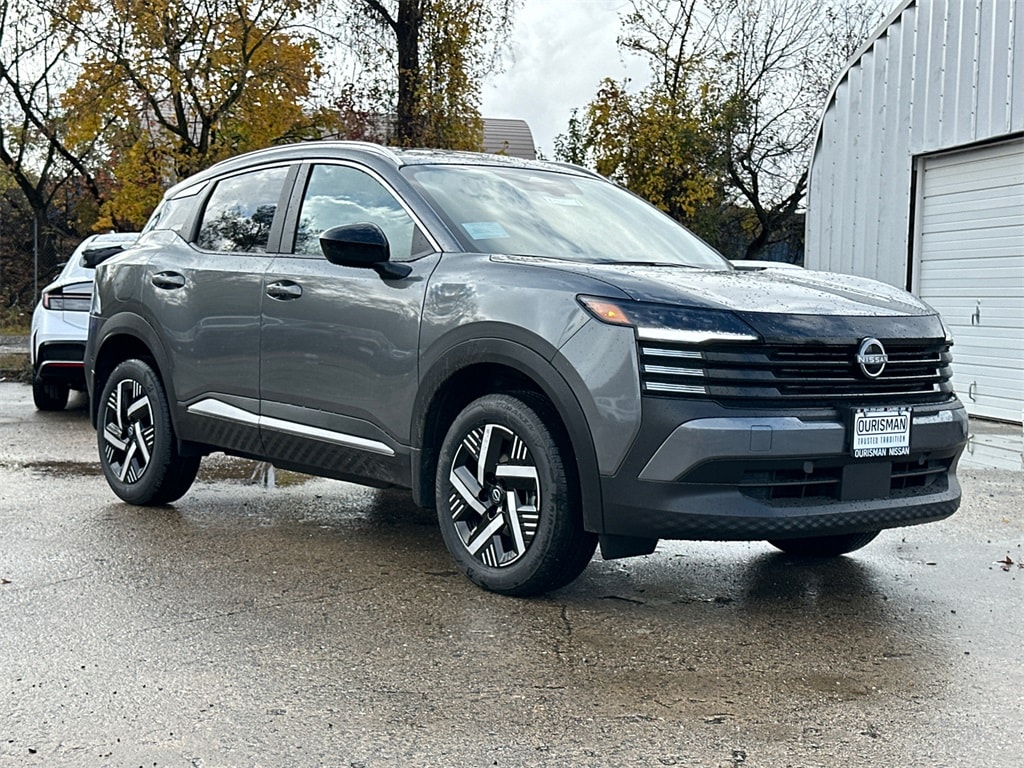 2026 Nissan KICKS SV's photo