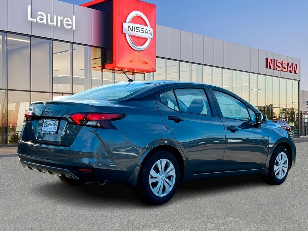 New 2025 Nissan Versa 1.6 S Sedan