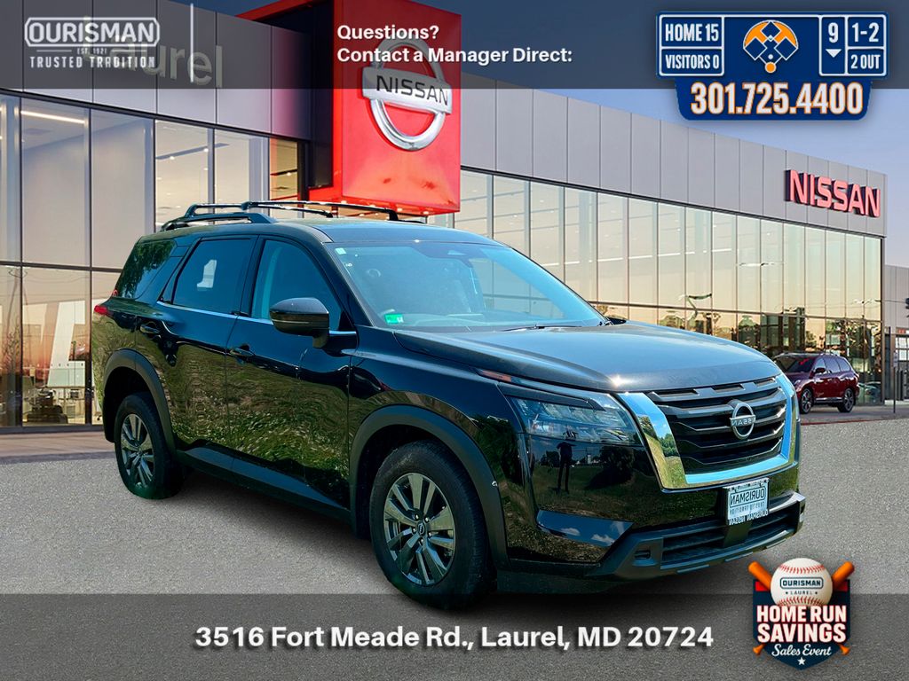 2025 Nissan Pathfinder SV 4WD's photo