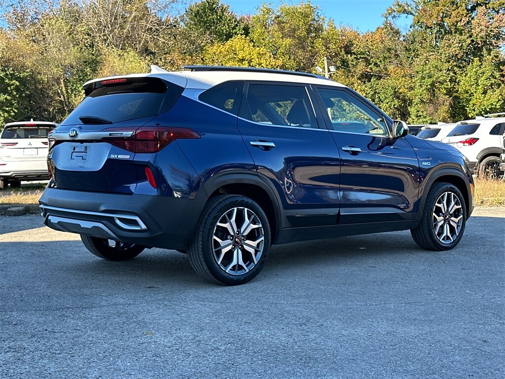 2021 Kia Seltos SX photo 2