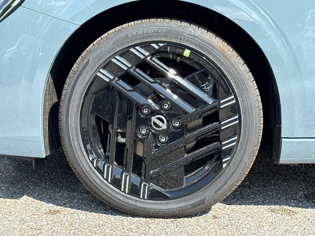 New 2027 Nissan Sentra SR Sedan
