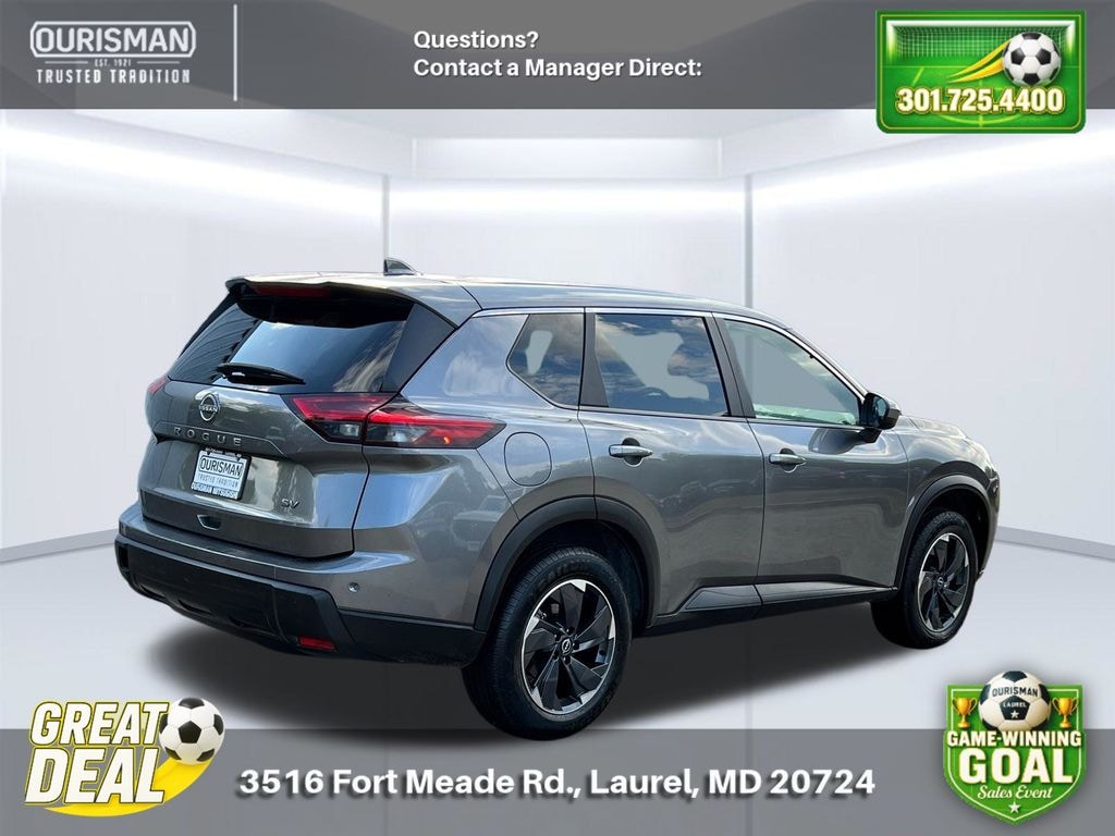 Used 2024 Nissan Rogue SV SUV