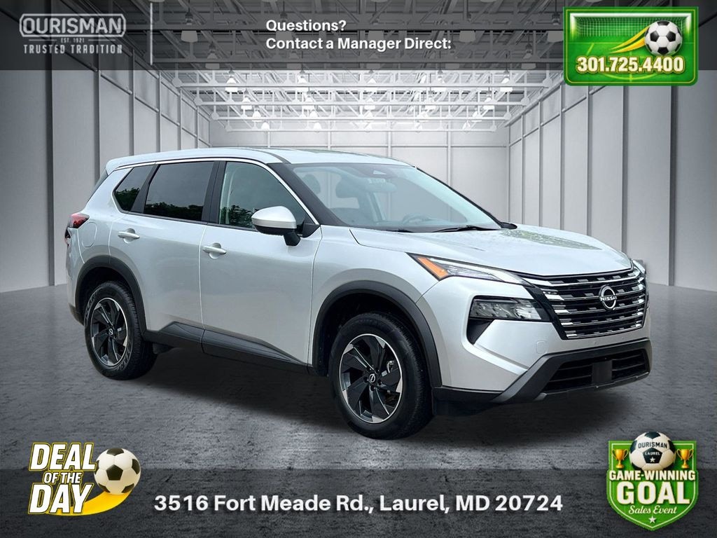 Used 2024 Nissan Rogue SV SUV