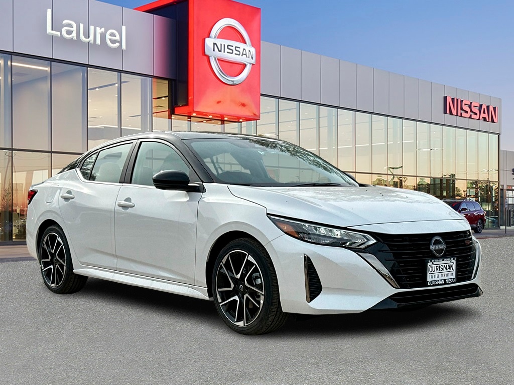 2025 Nissan Sentra SR's photo