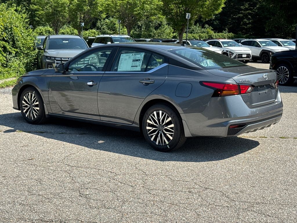 New 2026 Nissan Altima 2.5 SV Sedan