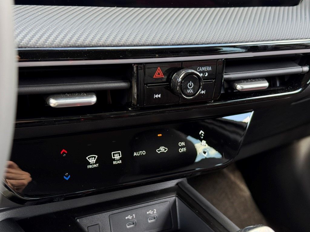 2025 Nissan Kicks SR AWD - Photo 18
