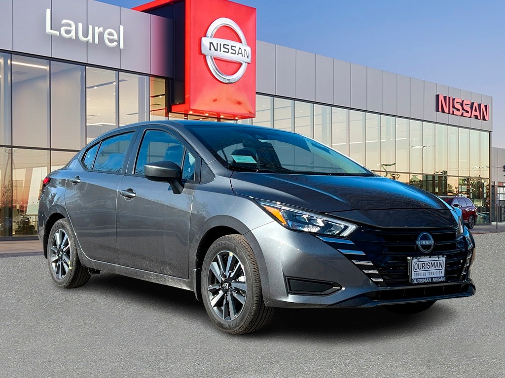 2025 Nissan Versa SV's photo