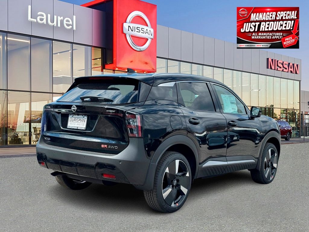 New 2025 Nissan Kicks SR SUV