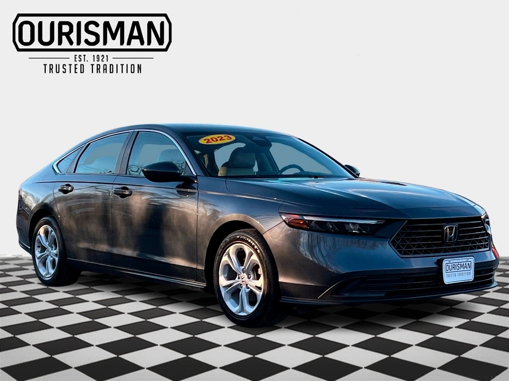 2023 Honda Accord LX's photo