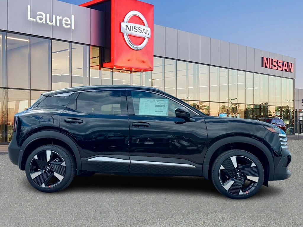 New 2025 Nissan Kicks SR SUV