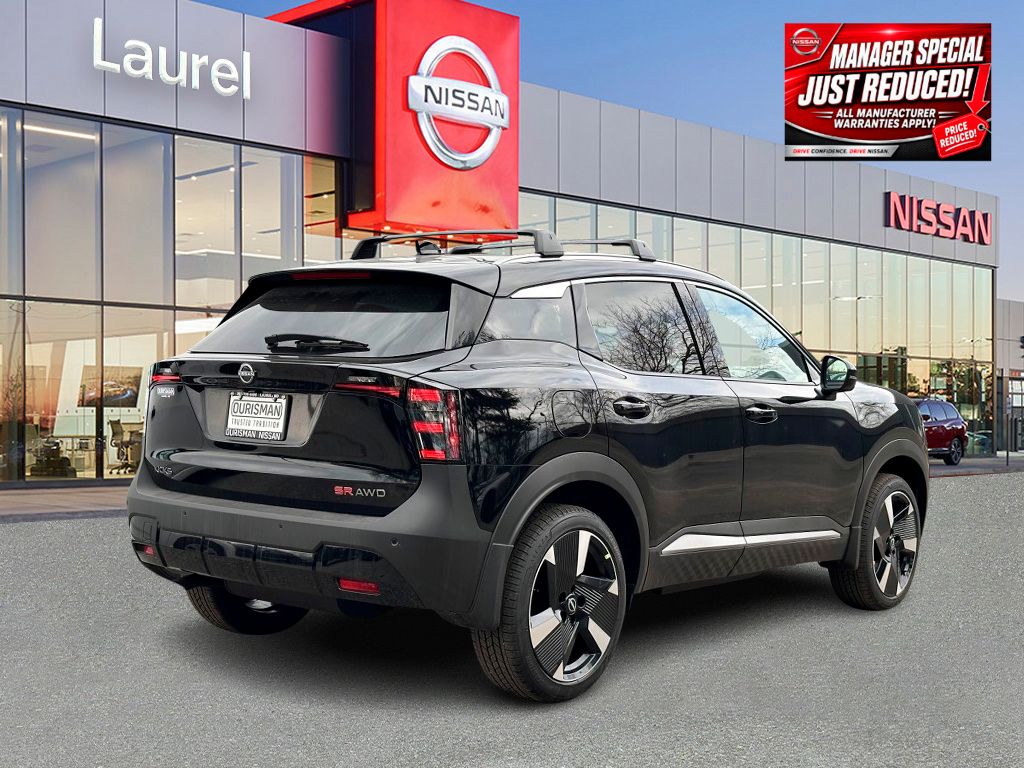 New 2025 Nissan Kicks SR SUV