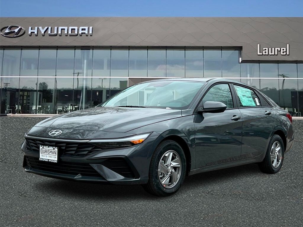 New 2026 Hyundai Elantra SE Sedan