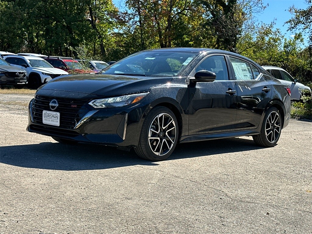 2025 Nissan Sentra SR photo 3