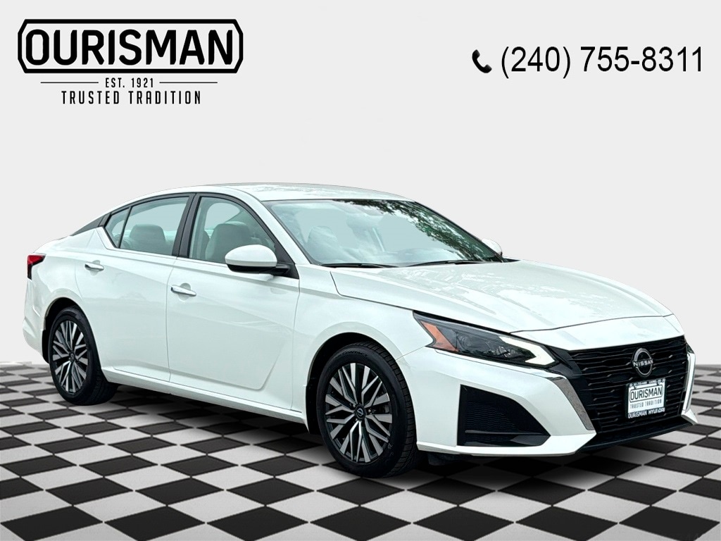 2023 Nissan Altima SV