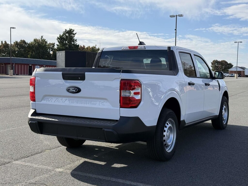 New 2025 Ford Maverick XL Truck