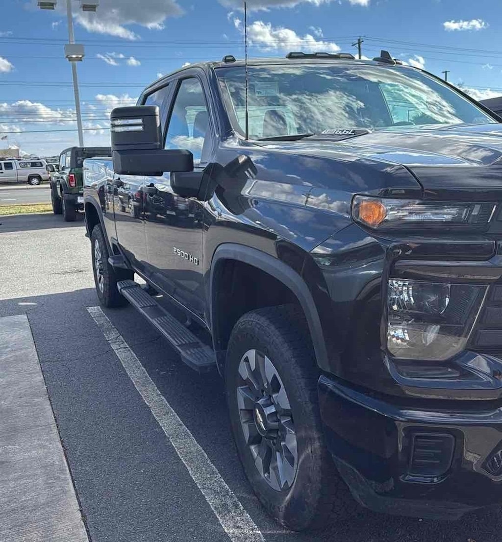 Used 2024 Chevrolet Silverado 2500 HD Custom Truck