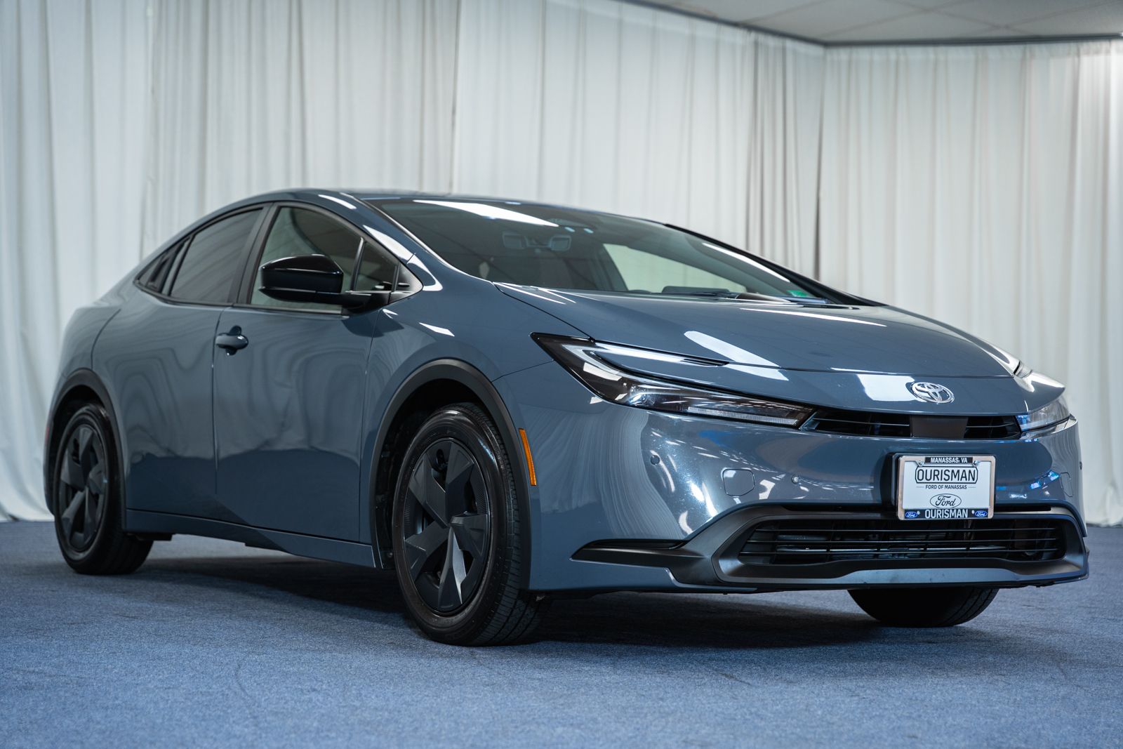 2024 Toyota Prius LE FWD's photo