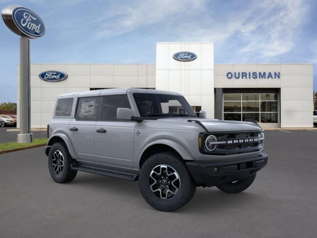 New 2026 Ford Bronco Outer Banks SUV