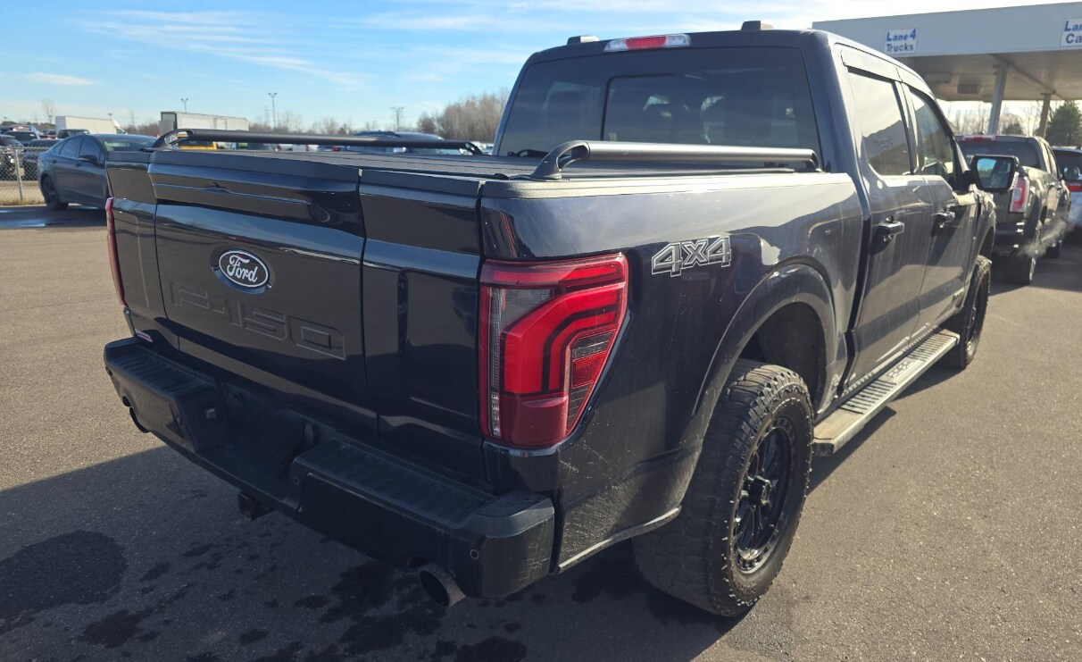 2024 Ford F-150 Lariat photo 3