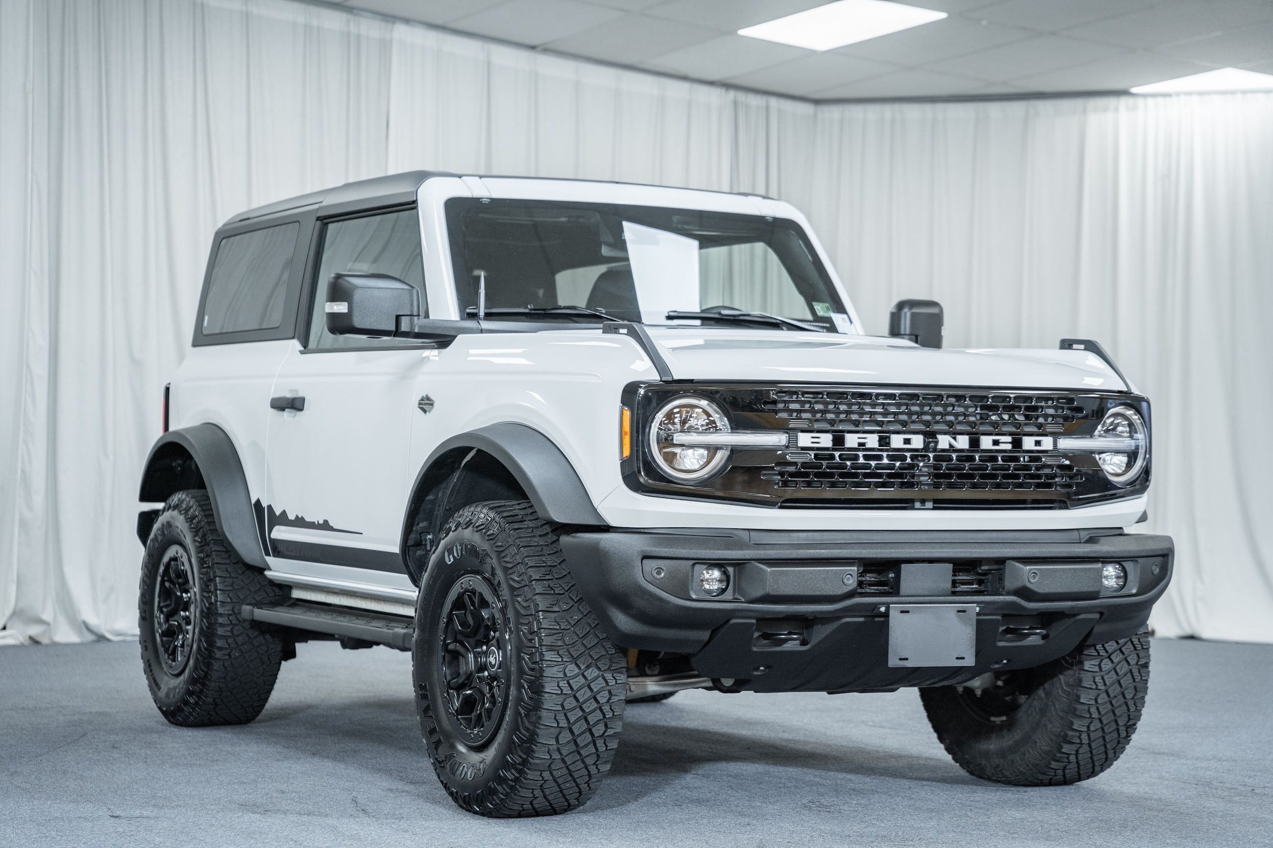 2022 Ford Bronco 2-Door Wildtrak's photo