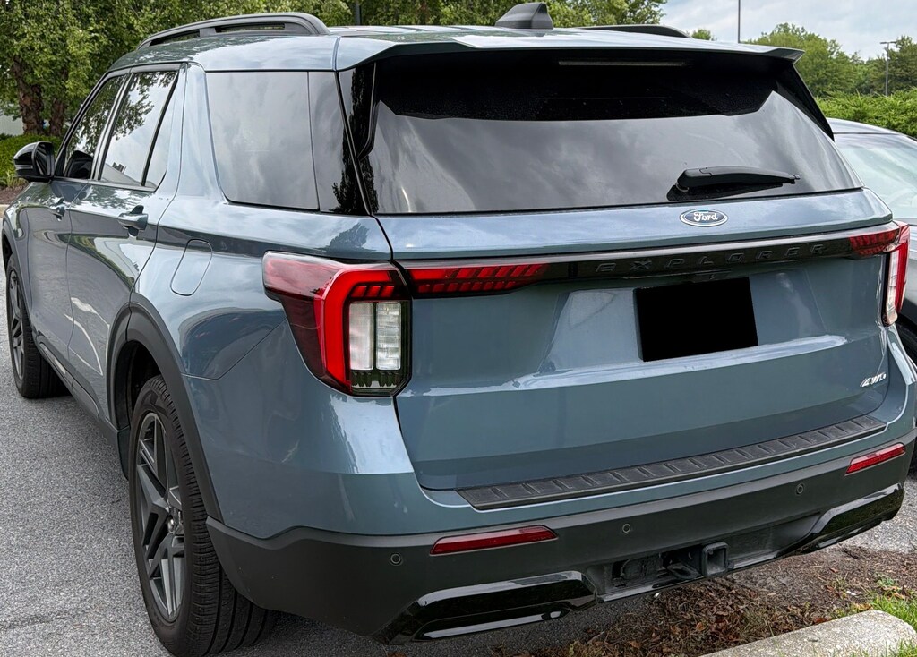 Used 2025 Ford Explorer ST-Line SUV