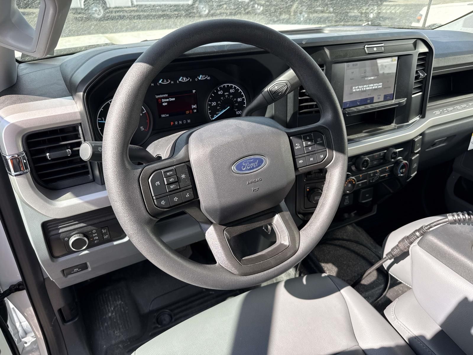 2025 Ford F-550 Super Duty Chassis Cab XL - Photo 13