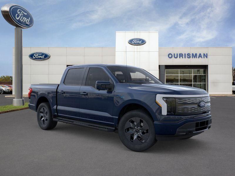 2025 Ford F-150 Lightning Lariat's photo