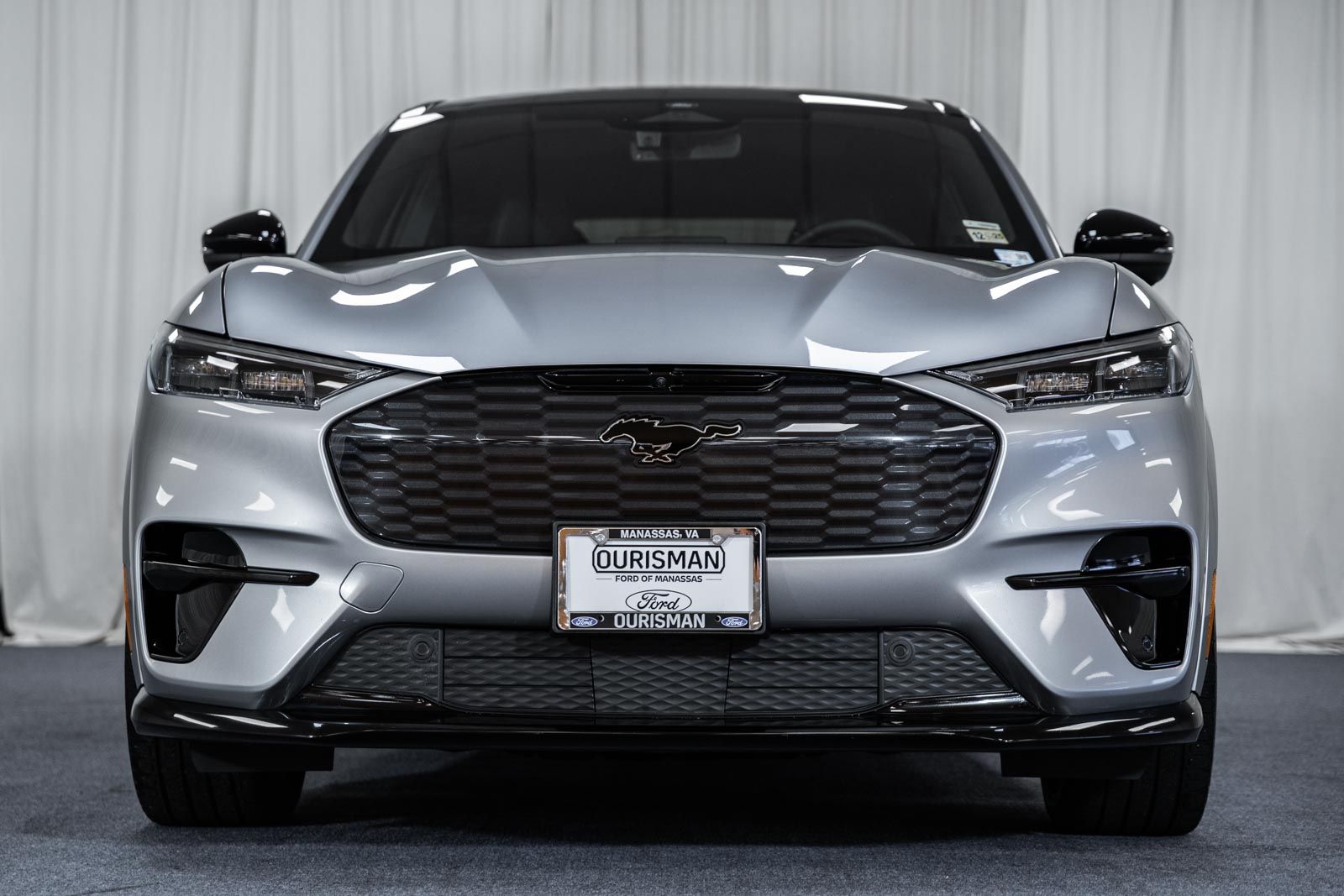 2021 Ford Mustang Mach-E GT photo 2