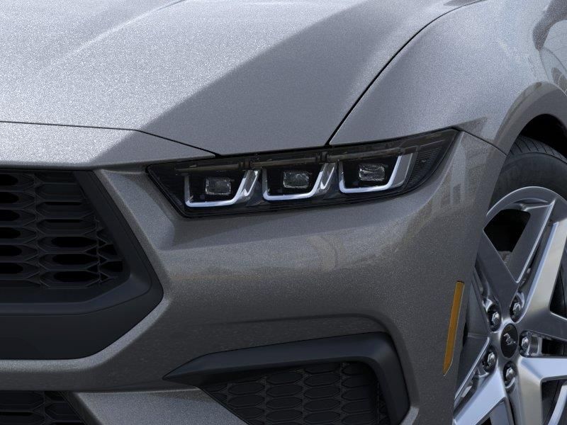 2025 Ford Mustang EcoBoost Fastback - Photo 18