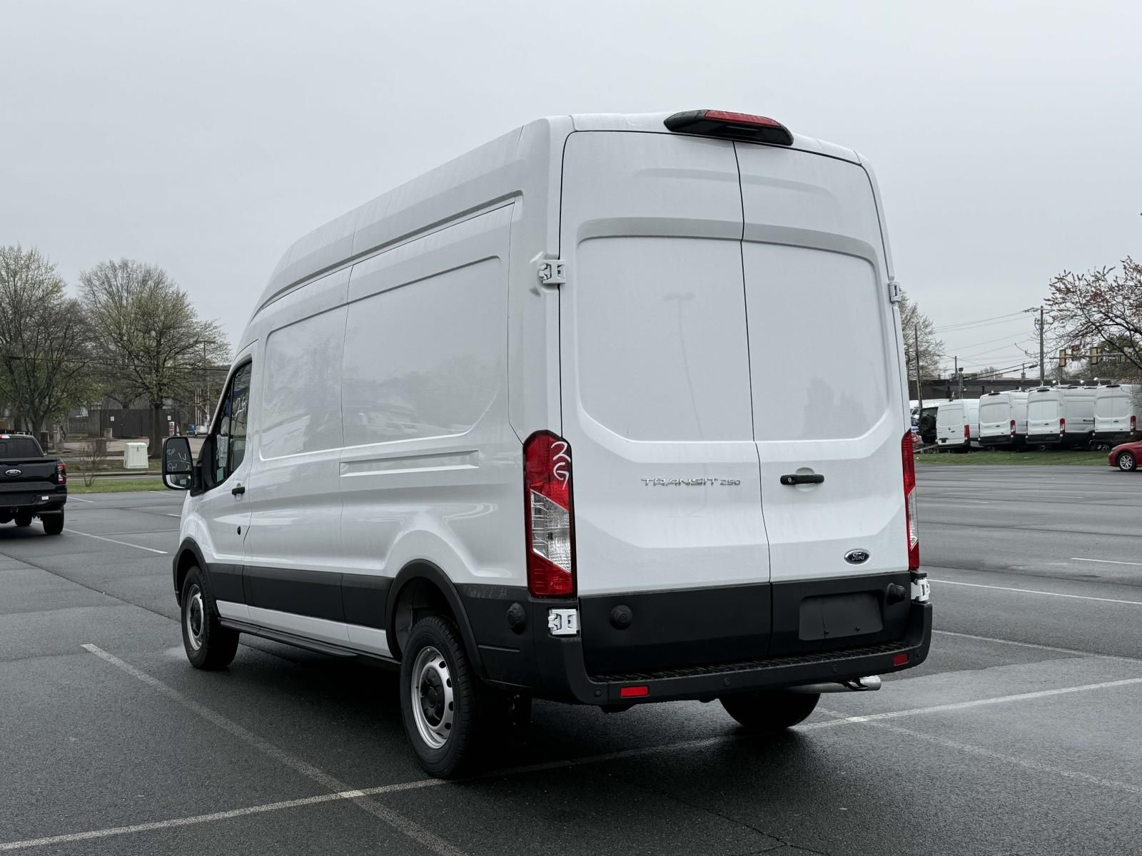 2025 Ford Transit photo 4