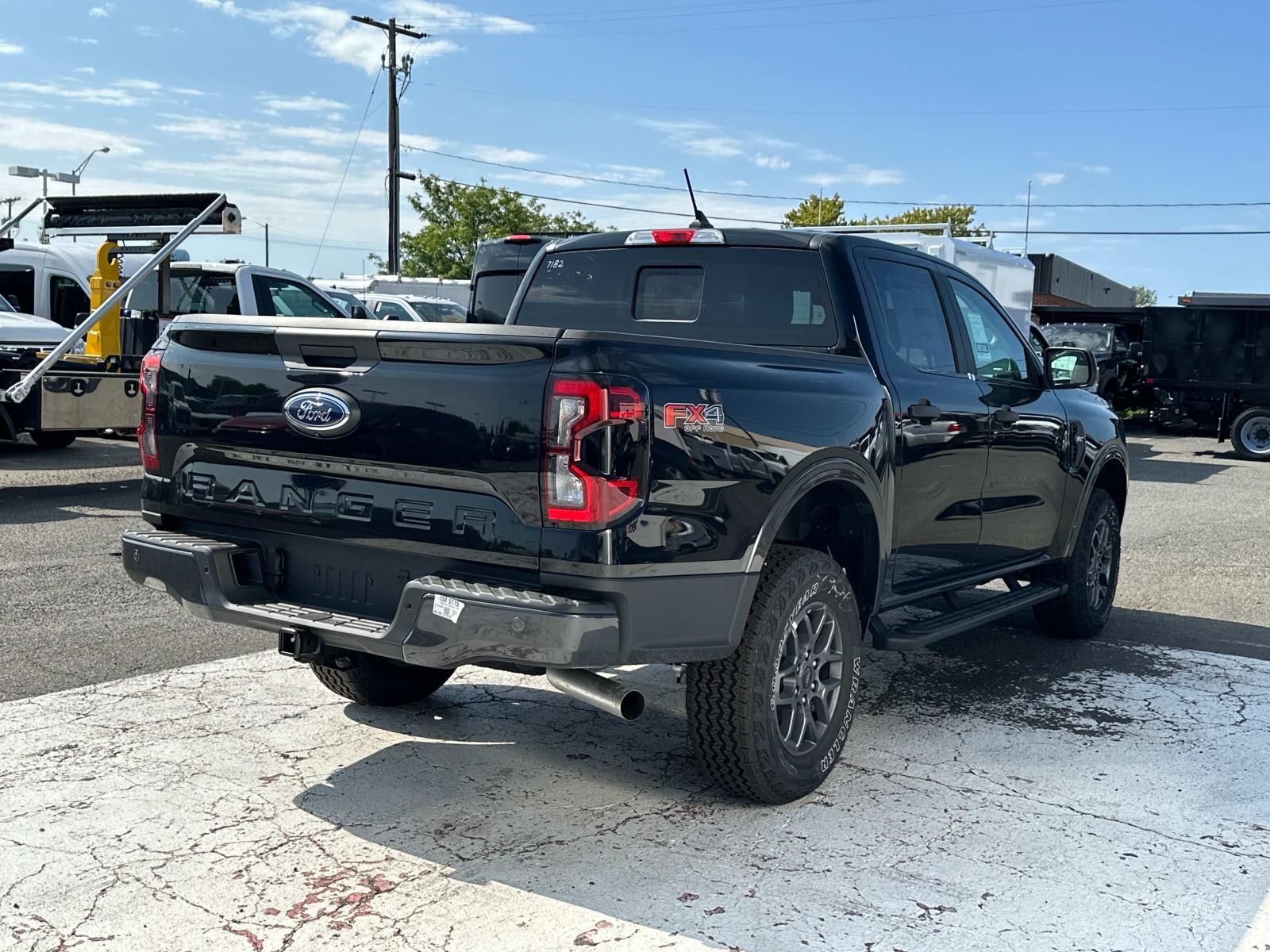 2024 Ford Ranger XLT photo 2
