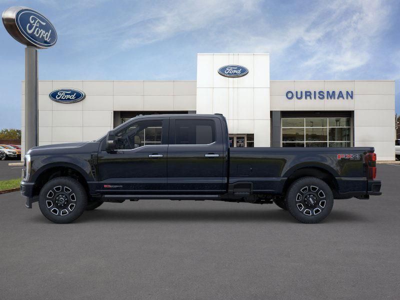 2025 Ford F-350 Platinum photo 4