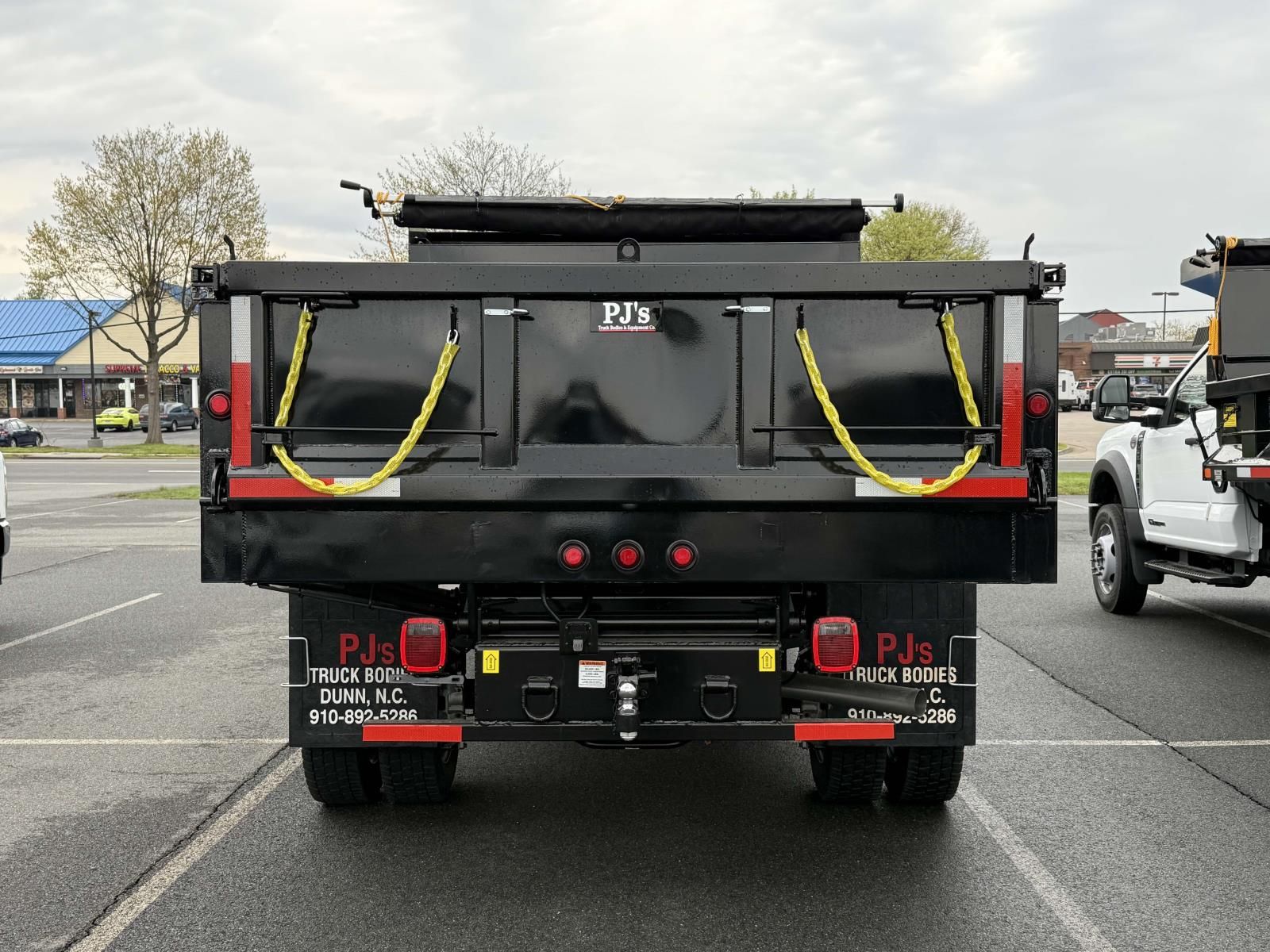 2025 Ford F-450 XL photo 3