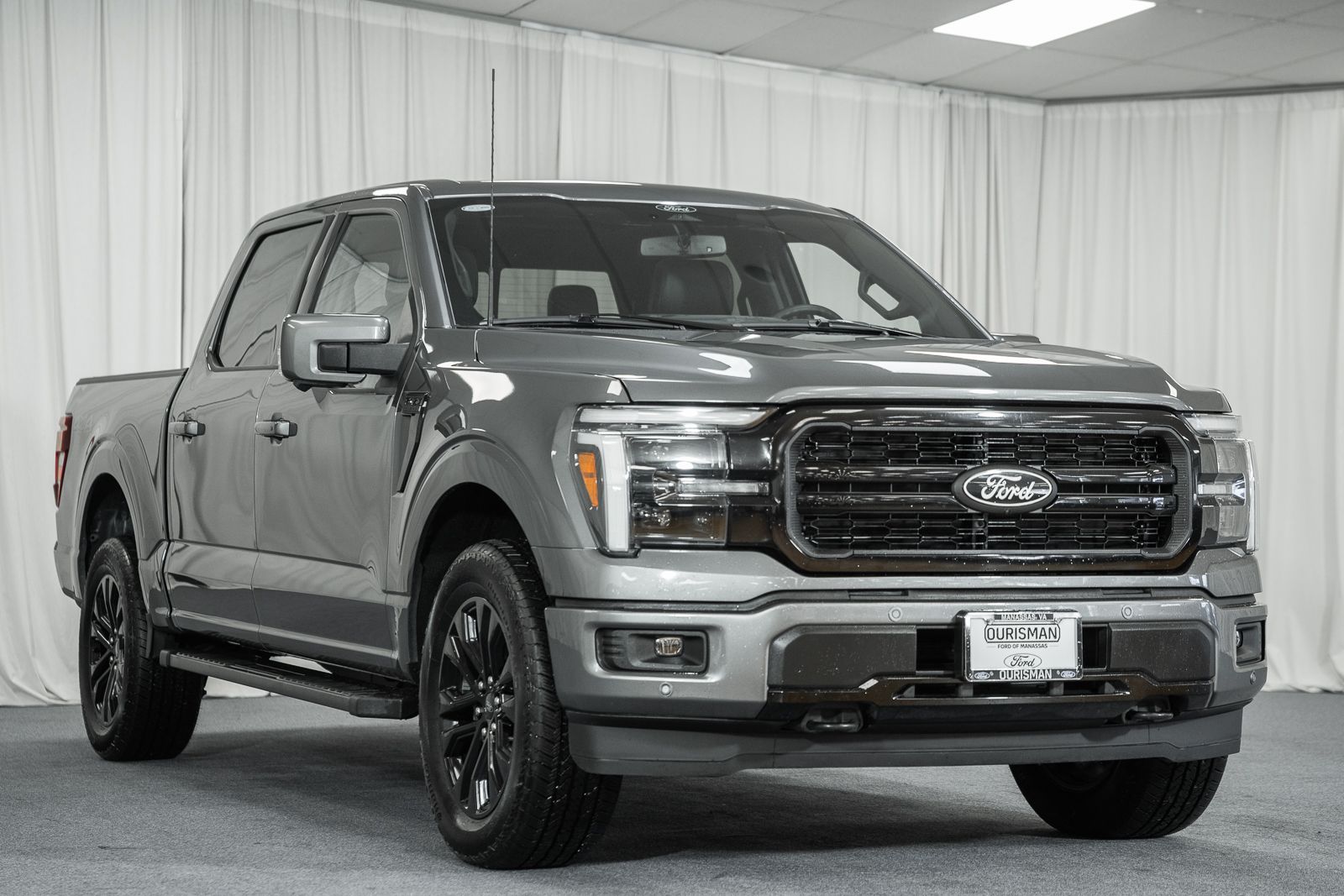 2025 Ford F-150 Lariat's photo