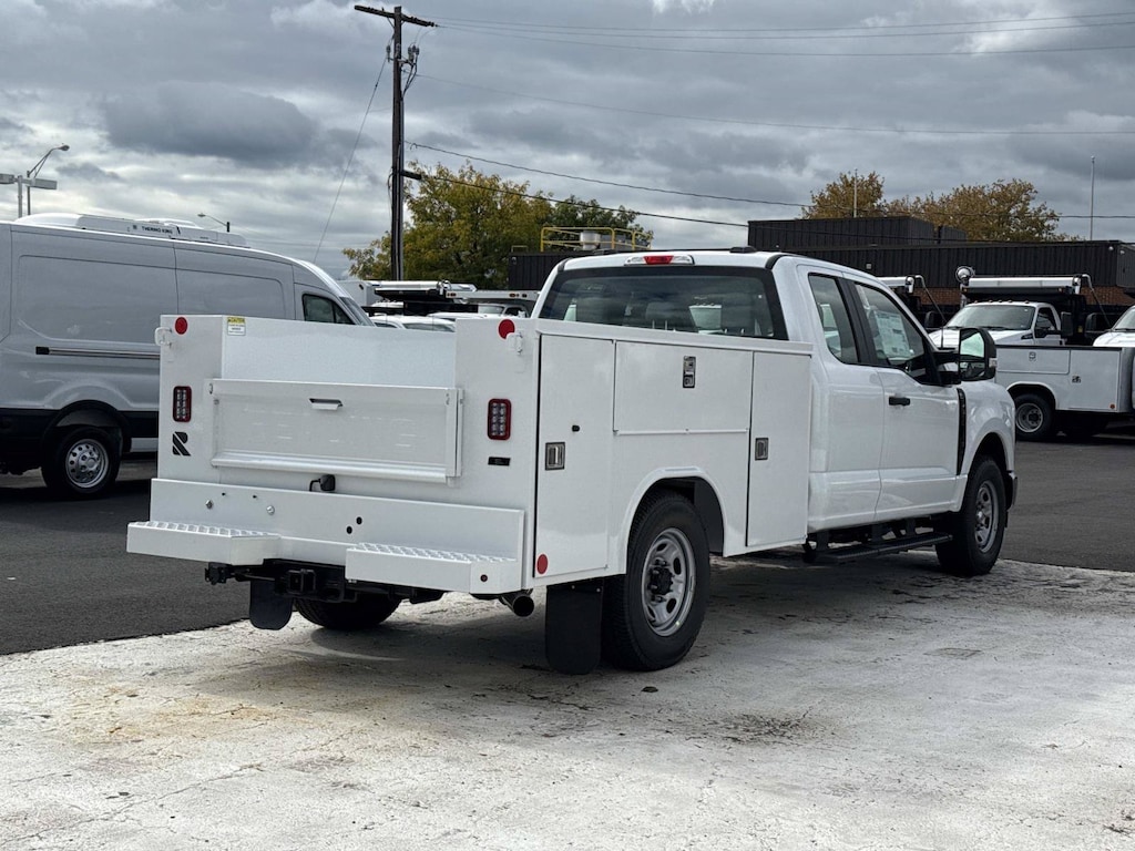 New 2027 Ford F-250 XL Truck