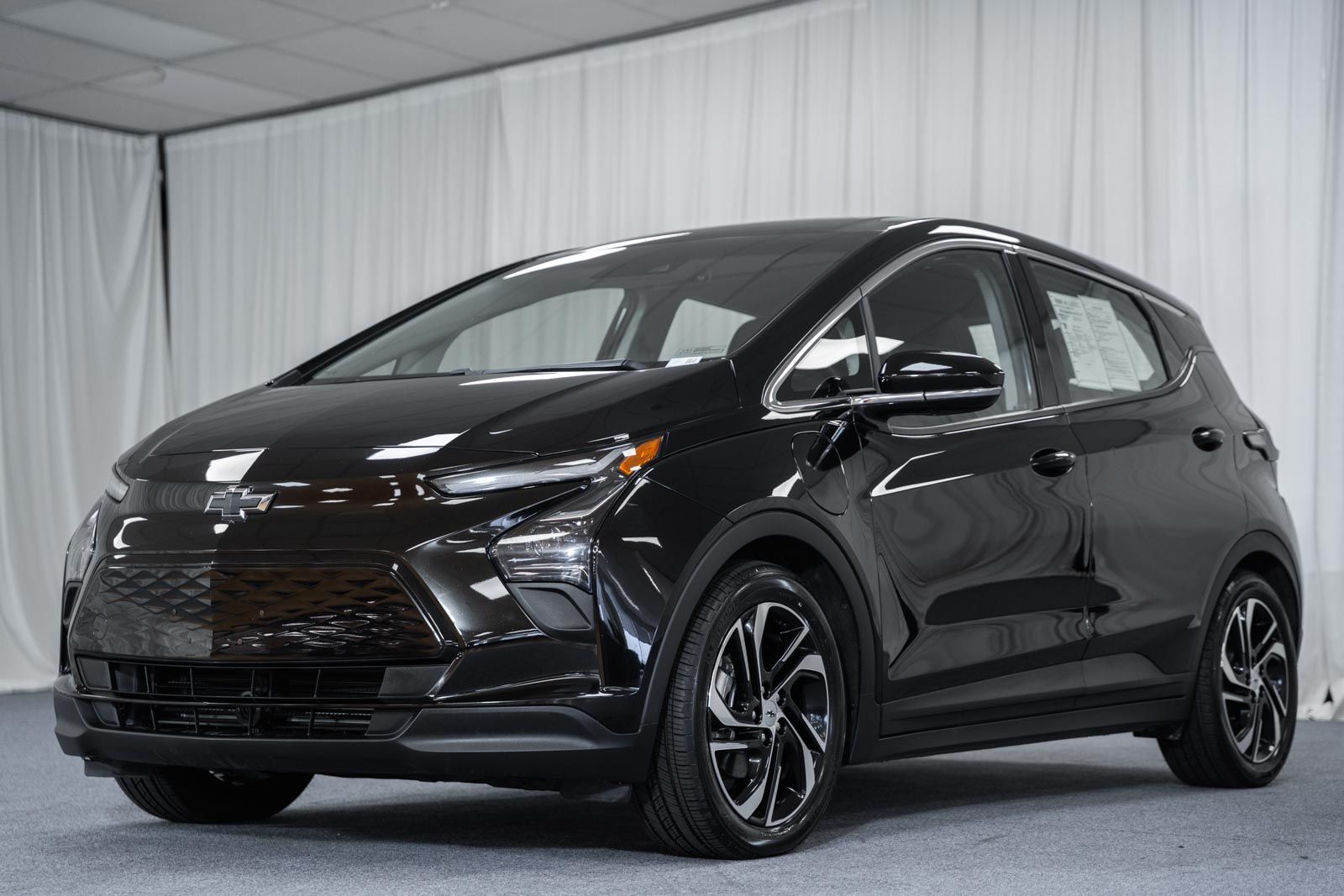 2022 Chevrolet Bolt EV 1LT photo 3