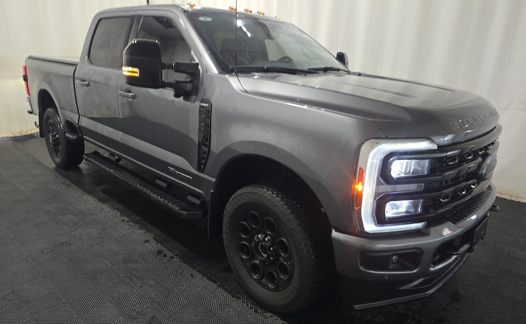 Used 2024 Ford F-250 Lariat Truck