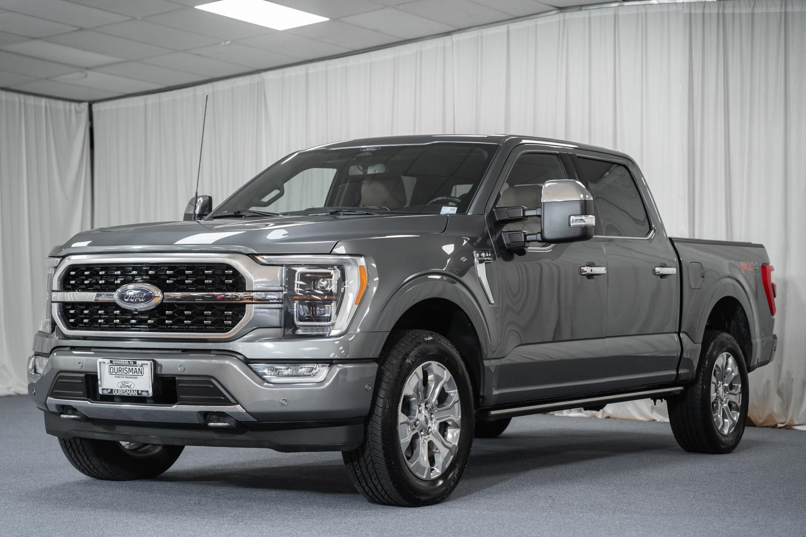 2022 Ford F-150 Platinum photo 3