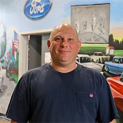 Staff member Andy Marine from ID_856bcc2f4a52