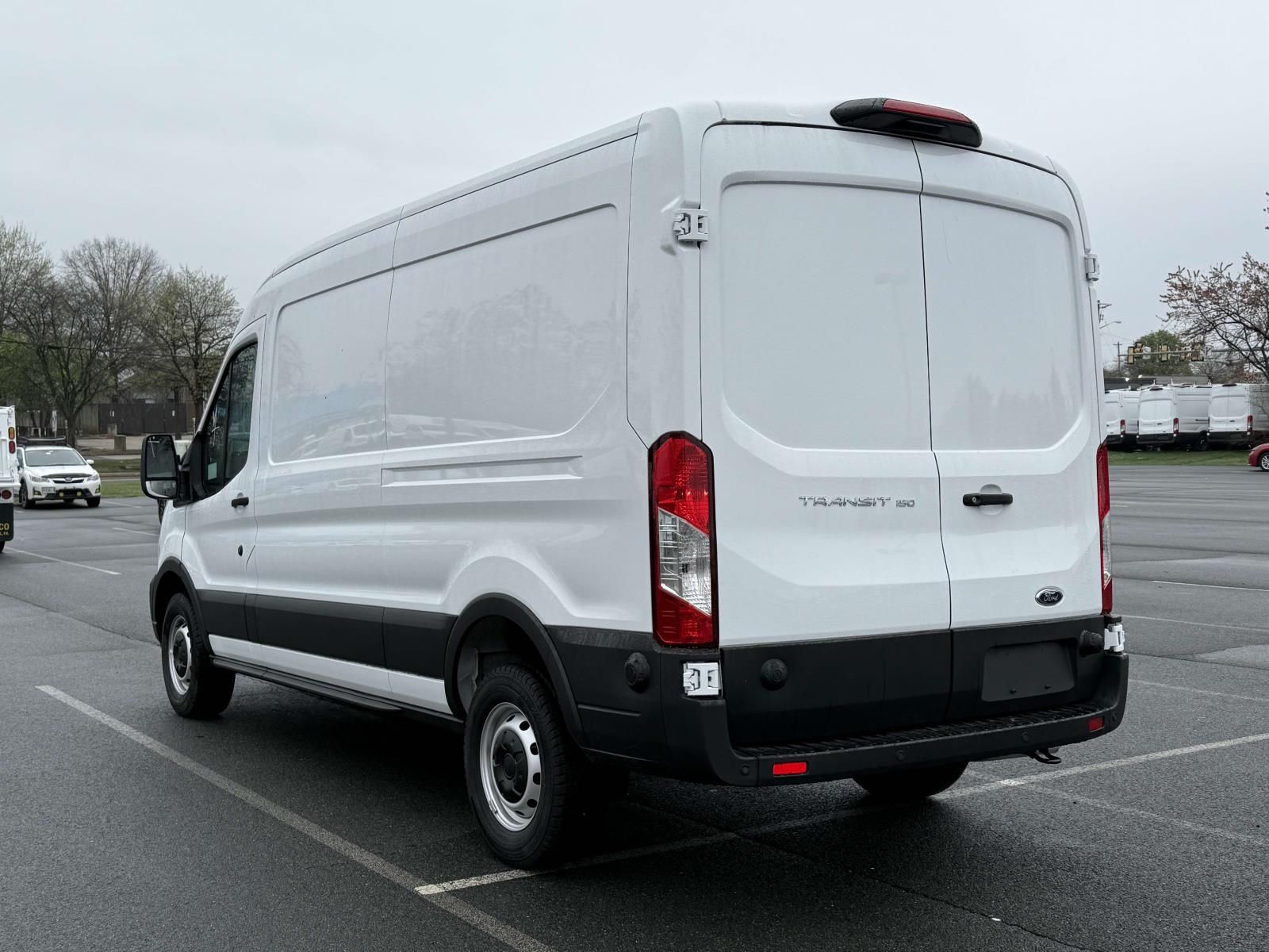 2025 Ford Transit photo 4