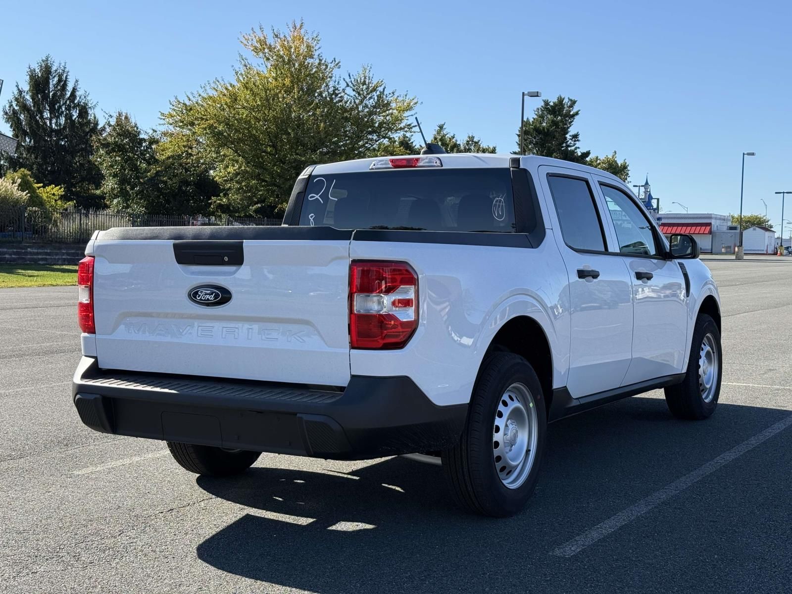 2025 Ford Maverick XL photo 2