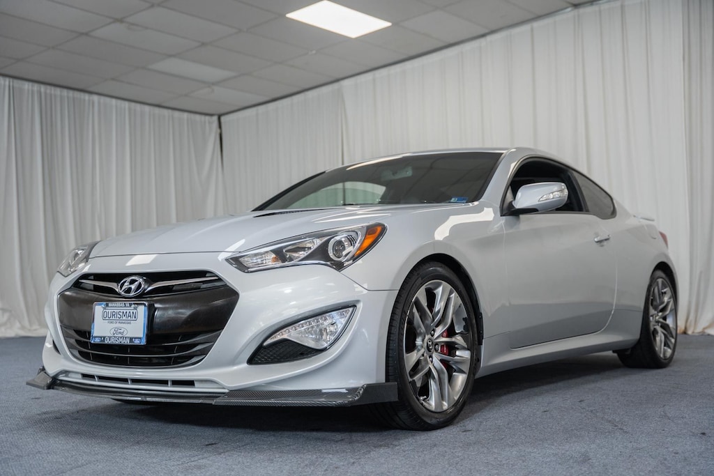 Used 2015 Hyundai Genesis Coupe 3.8 Ultimate Coupe
