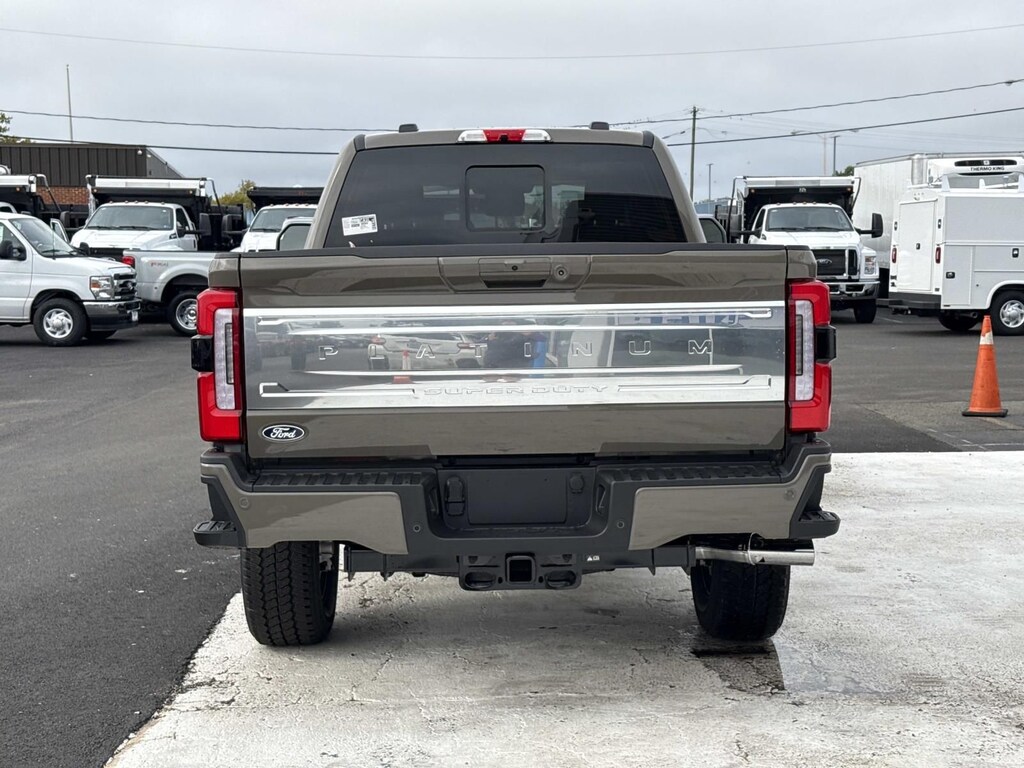 New 2027 Ford F-250 Platinum Truck