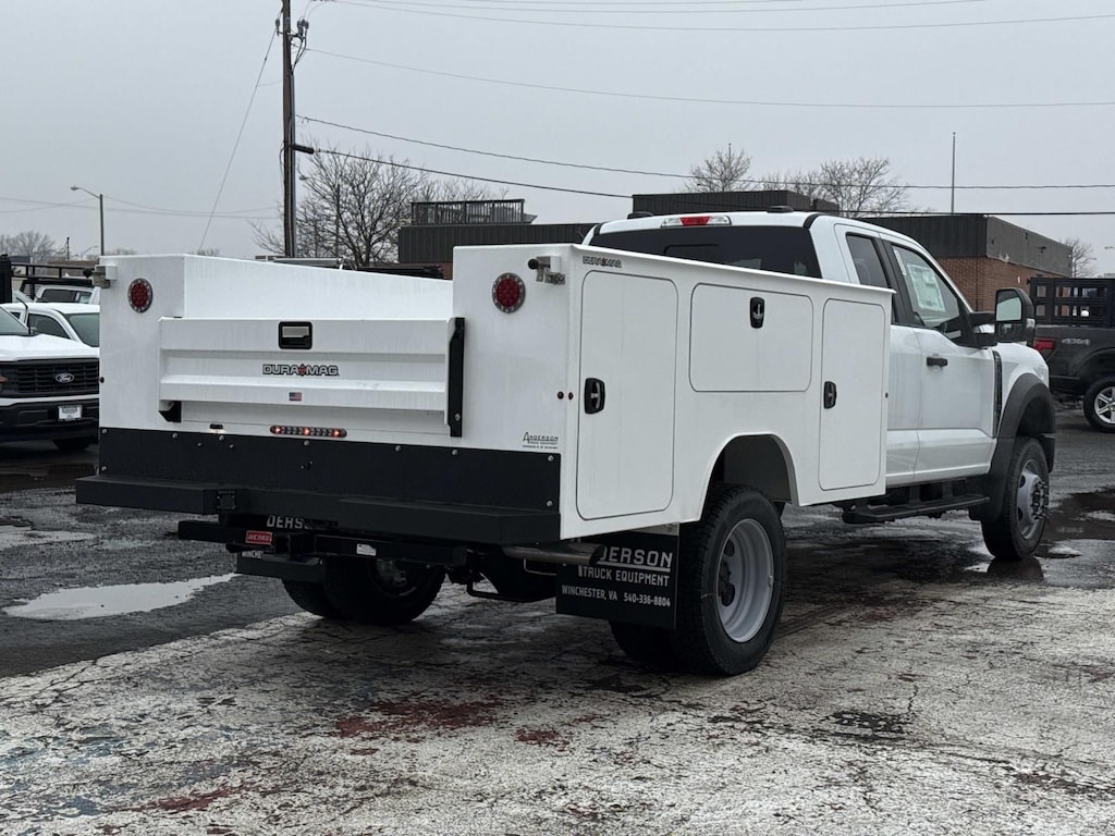 New 2026 Ford F-450 Chassis Super Cab 4x4 W/ 9 Contractors Dump Chassis