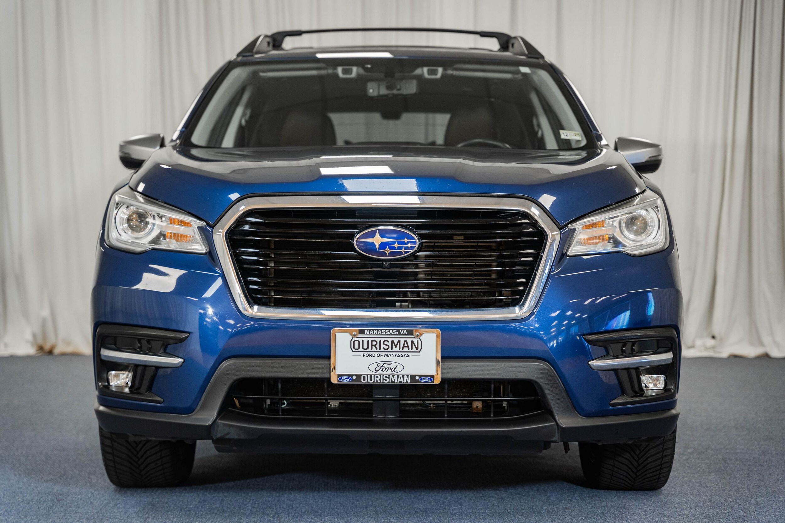2019 Subaru Ascent Touring photo 2