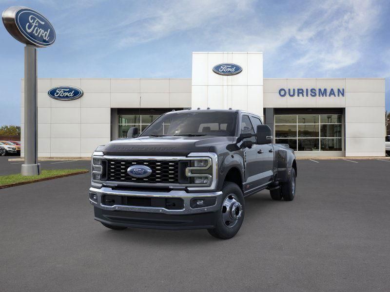 2026 Ford F-350 Lariat photo 3